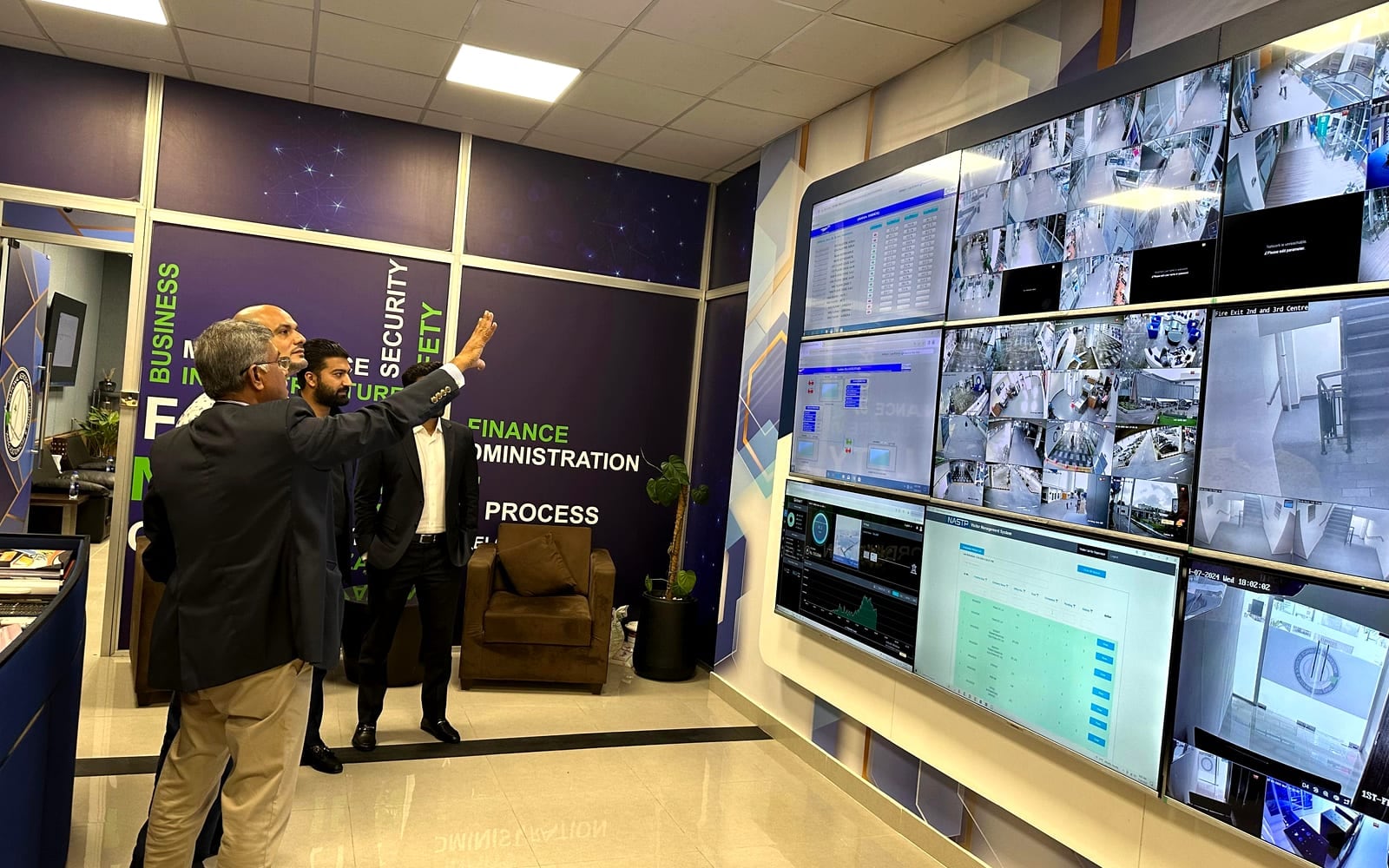 Swift Solution command and control room with live monitoring walls